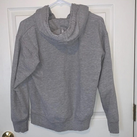 Sweatshirt - Picture 2 of 3